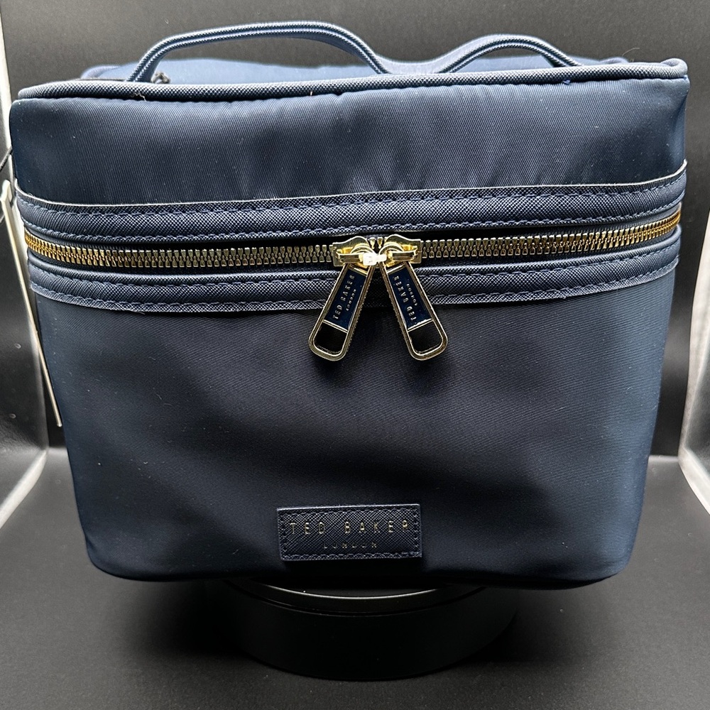 Ted Baker Dark Blue  Train Case with Gold Zip and top handle  UNISEX.  NWT
